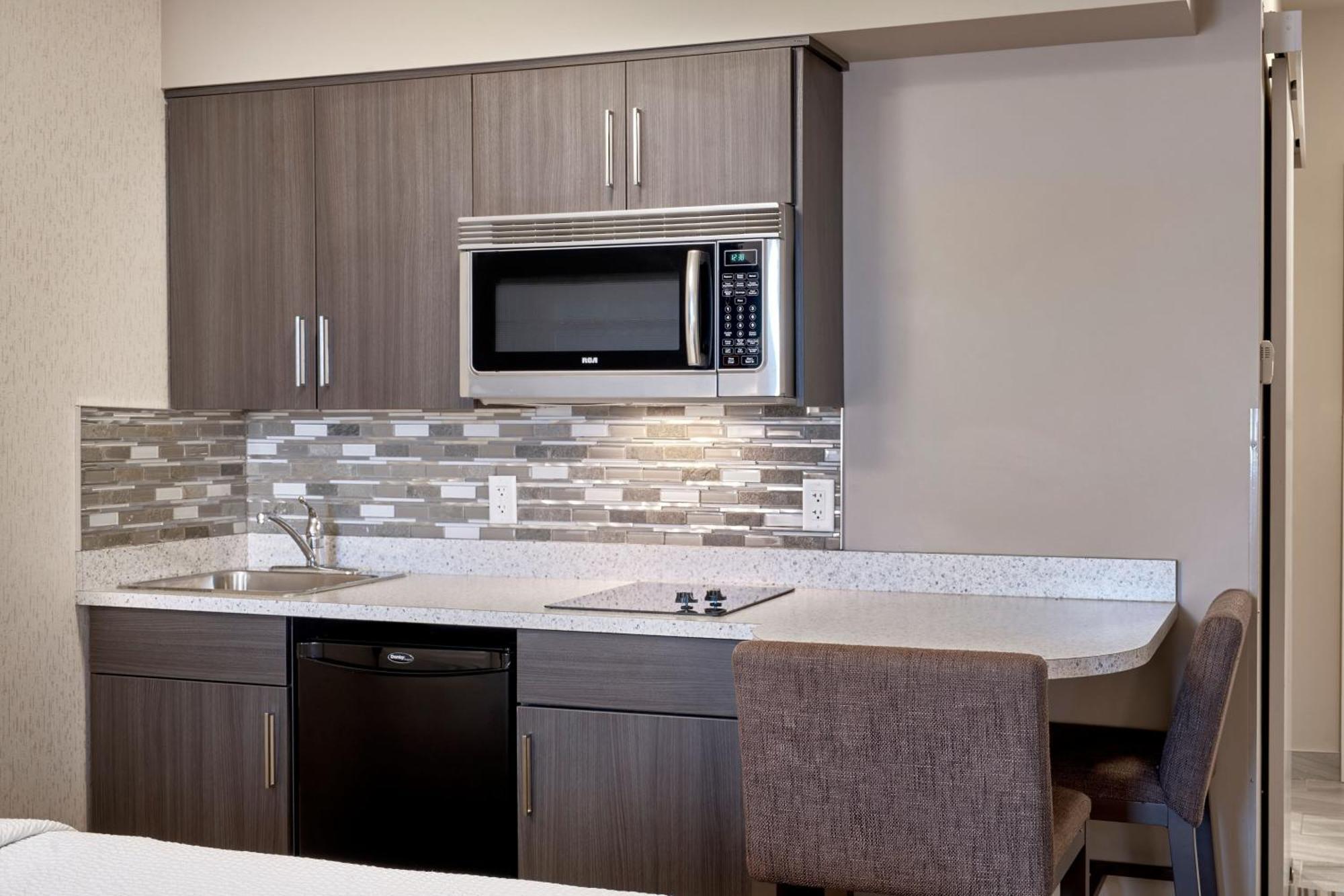 Fairfield Inn & Suites By Marriott Airdrie Luaran gambar