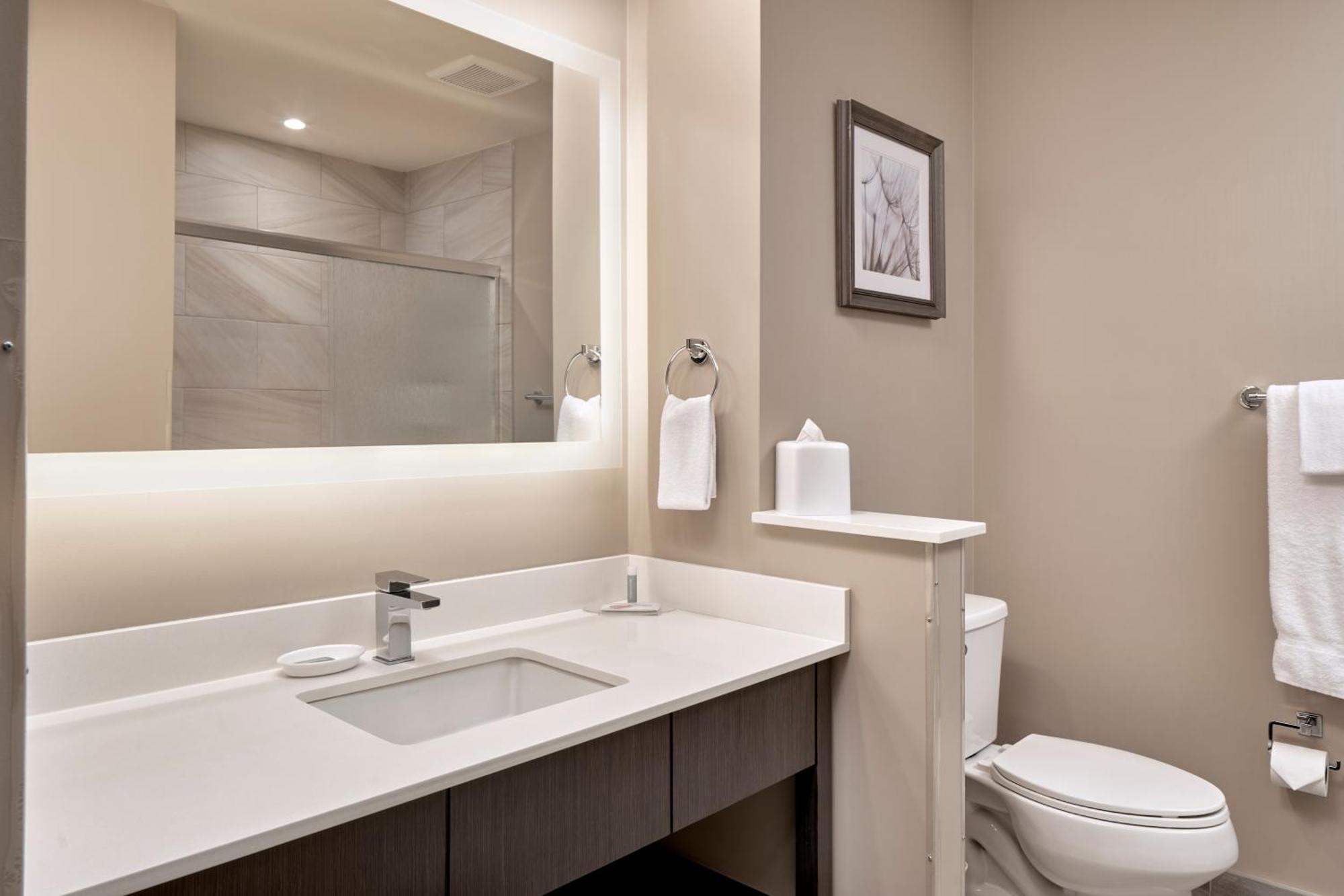 Fairfield Inn & Suites By Marriott Airdrie Luaran gambar